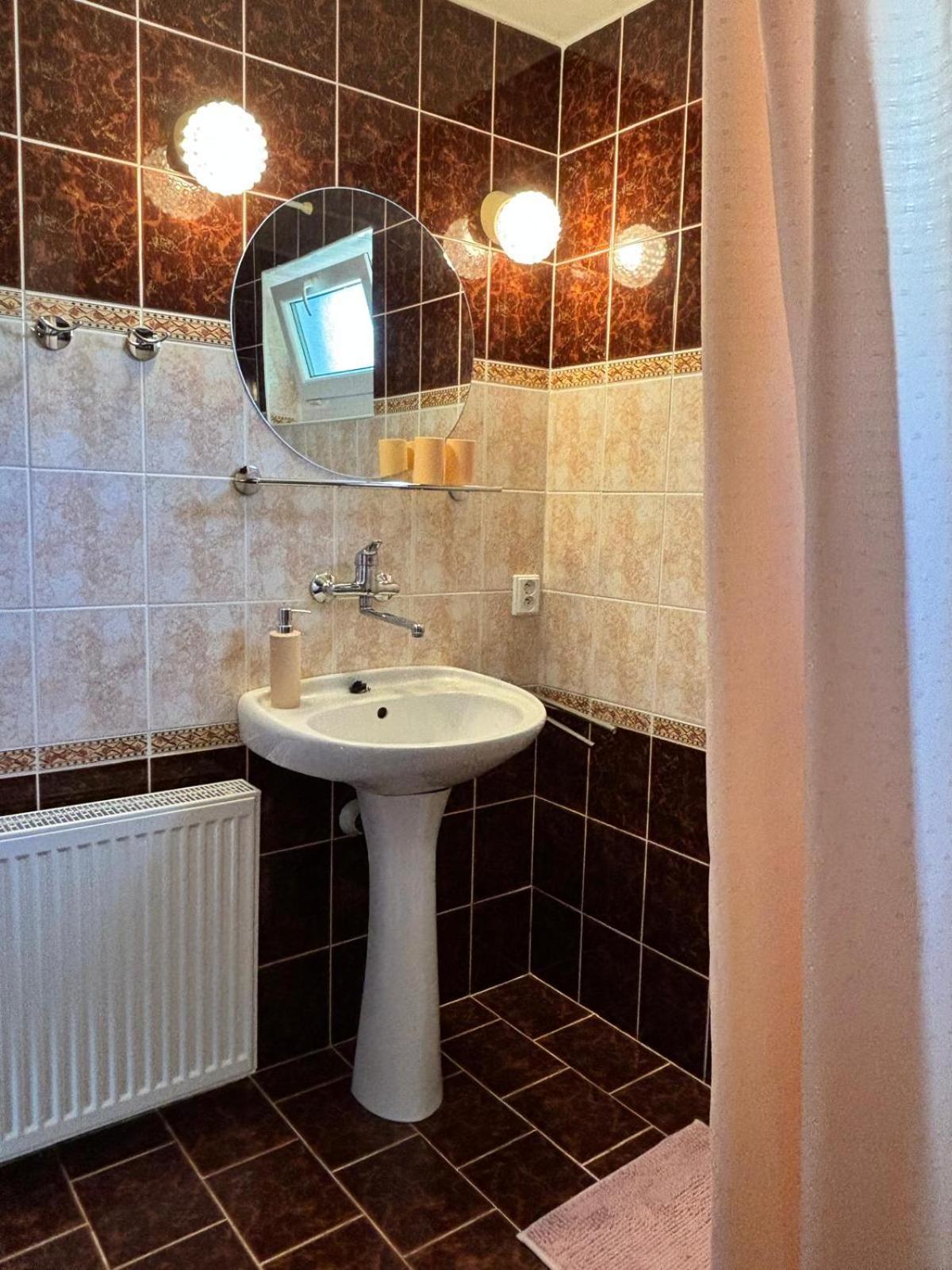 Apartman Vendy KLV Exterior foto