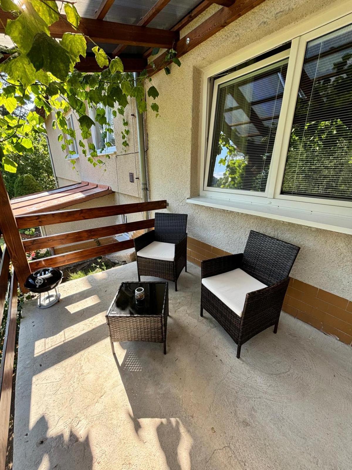 Apartman Vendy KLV Exterior foto