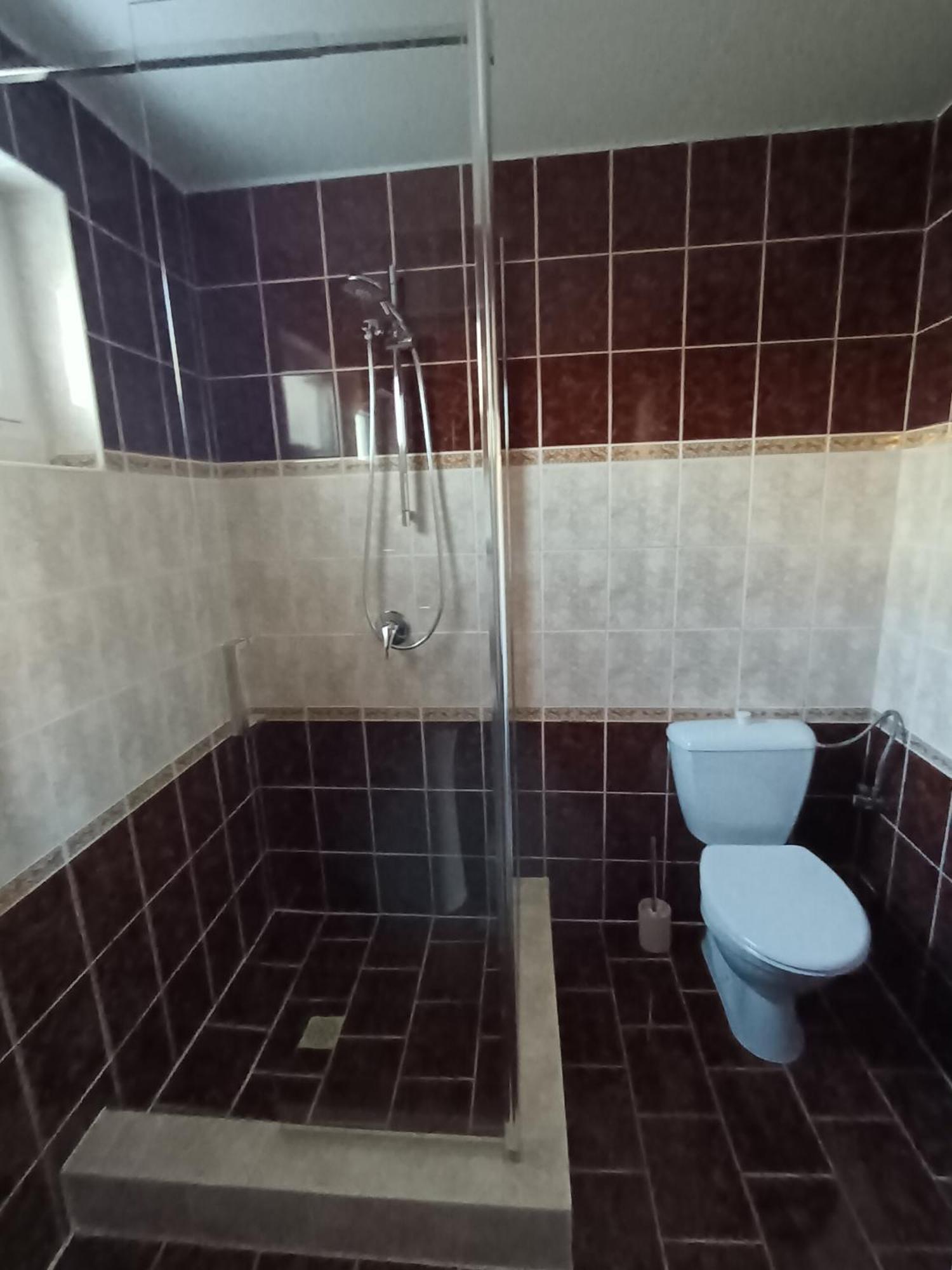 Apartman Vendy KLV Exterior foto